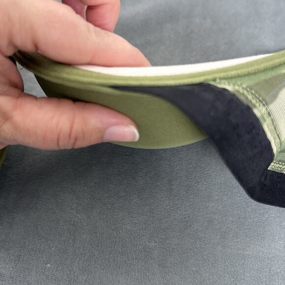 Pink Victoria's Secret Wear Everywhere Push Up Bra Size 32C Bombshell Camo Green - Picture 6 of 8